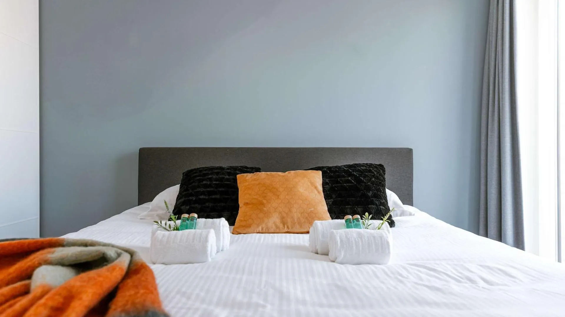 Huswell - Modern Apartment With Sunny Terrace In Oostende Belgien